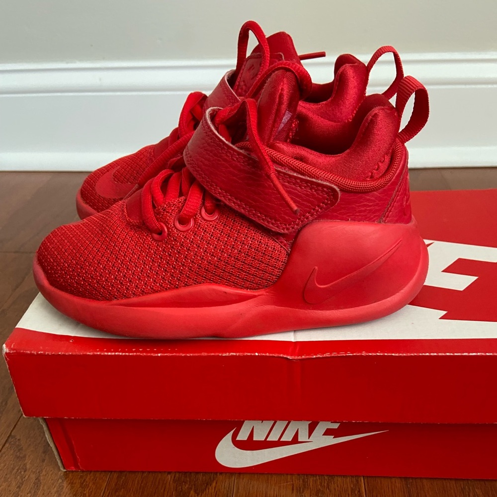NIKE KWAZI (PS)